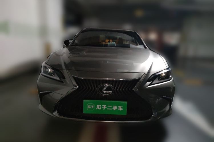 Used Lexus ES 2018 200 Luxury Edition China V Standard Front