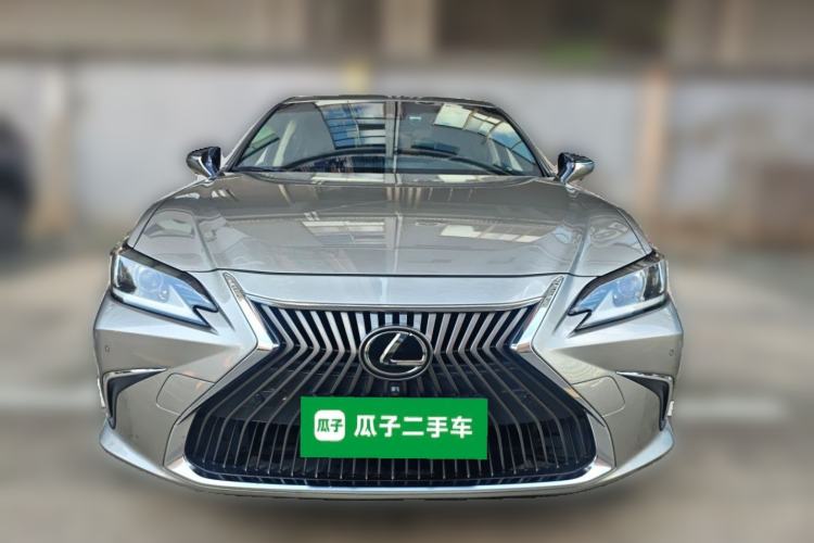 Used Lexus ES 2018 200 Excellence Edition China V Standard Front
