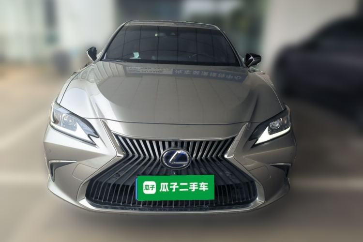 Used Lexus ES 2018 300h Premier Edition China VI Standard Front