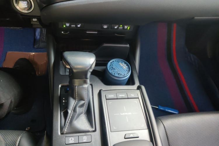 Used Lexus ES 2018 200 Luxury Edition China V Standard Gear Lever