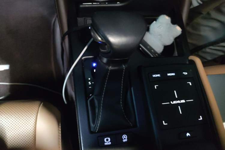 Used Lexus ES 2018 200 Luxury Edition China V Standard Gear Lever