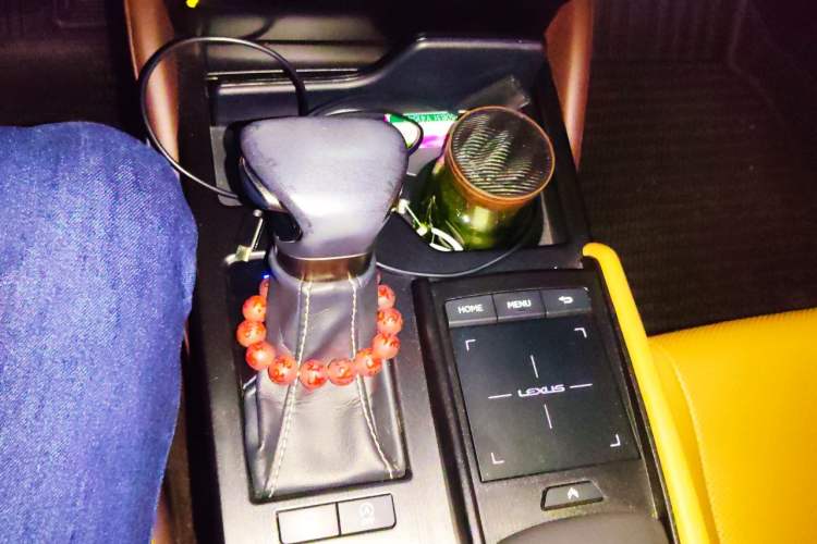 Used Lexus ES 2018 200 Excellence Edition China V Standard Gear Lever