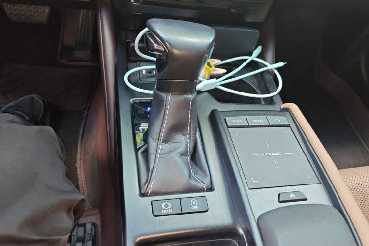 Used Lexus ES 2018 200 Excellence Edition China V Standard Gear Lever