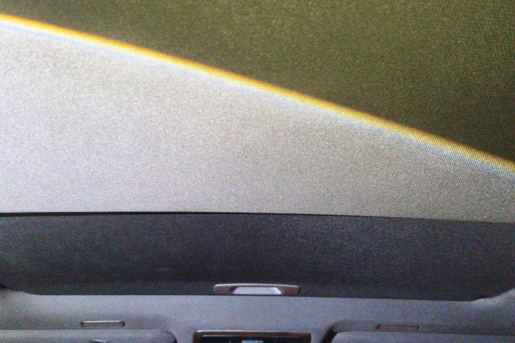 Used Lexus ES 2018 200 Excellence Edition China VI Standard Headliner