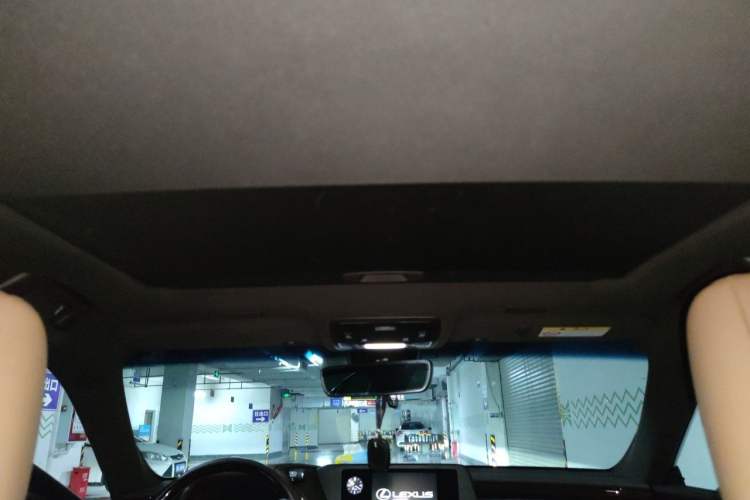 Used Lexus ES 2018 200 Luxury Edition China V Standard Headliner