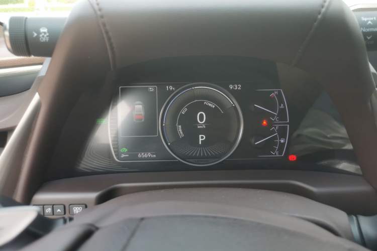 Used Lexus ES 2018 300h Premier Edition China VI Standard Instrument Cluster