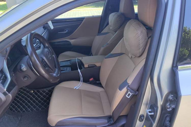 Used Lexus ES 2018 200 Excellence Edition China V Standard Left Front Seat