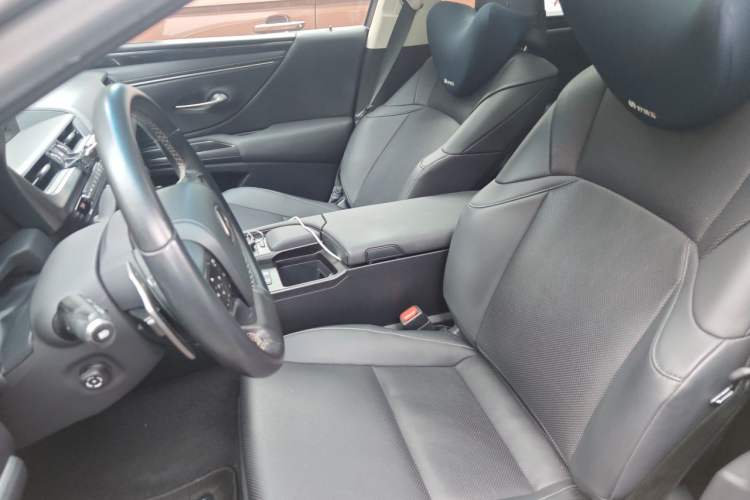 Used Lexus ES 2018 300h Premier Edition China V Standard Left Front Seat