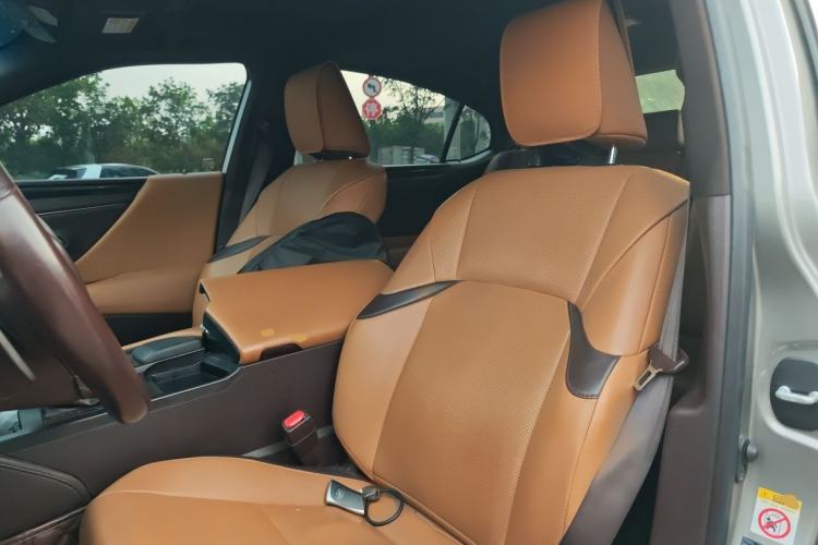 Used Lexus ES 2018 200 Excellence Edition China V Standard Left Front Seat