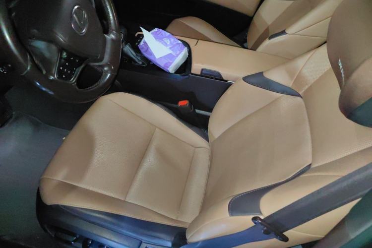 Used Lexus ES 2018 200 Excellence Edition China VI Standard Left Front Seat