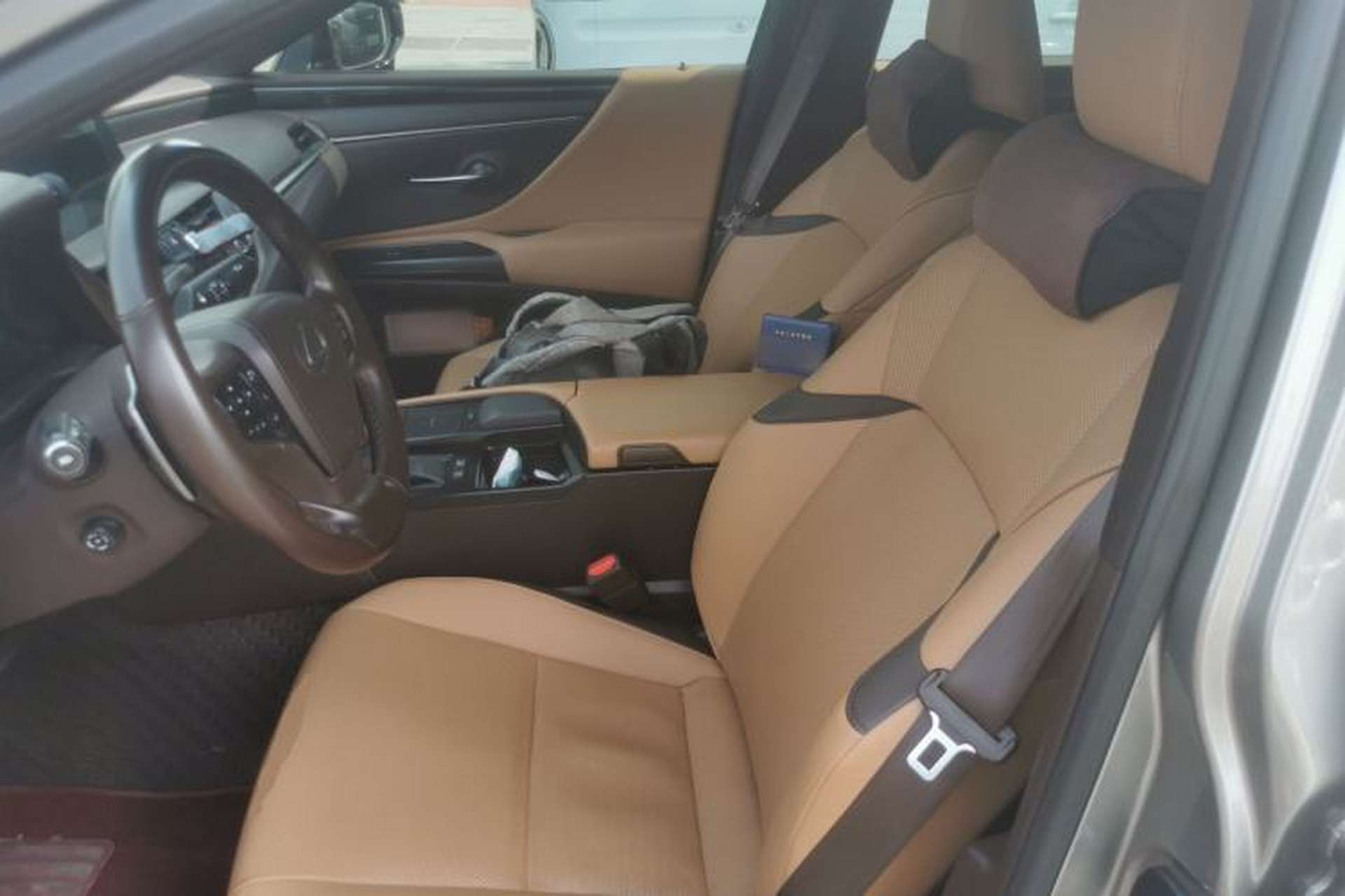 Used Lexus ES 2018 300h Premier Edition China VI Standard Left Front Seat