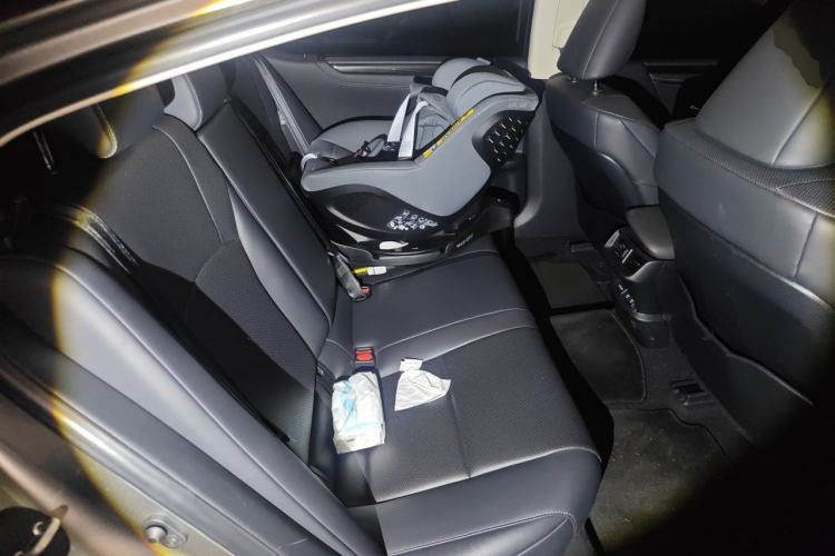 Used Lexus ES 2018 300h Premier Edition China V Standard Left Rear Seat