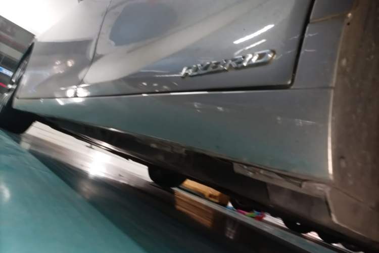 Used Lexus ES 2018 300h Premier Edition China V Standard Left Side Sill