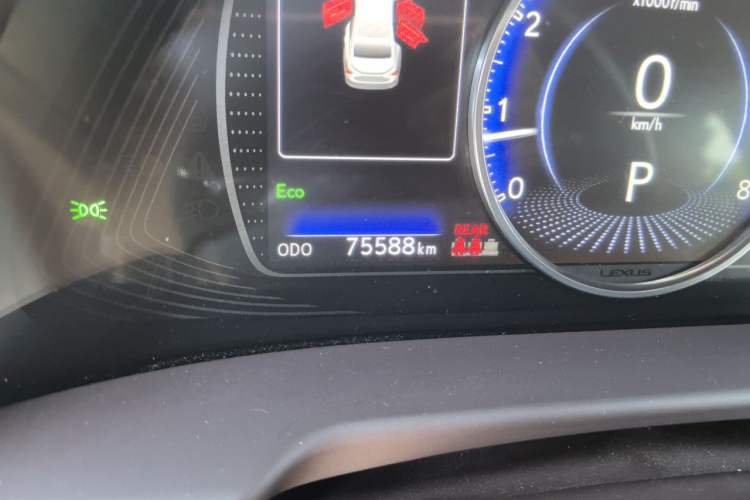 Used Lexus ES 2018 200 Excellence Edition China V Standard Odometer Close Up