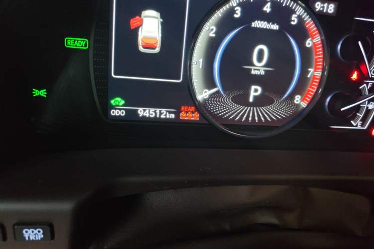 Used Lexus ES 2018 300h Premier Edition China V Standard Odometer Close Up