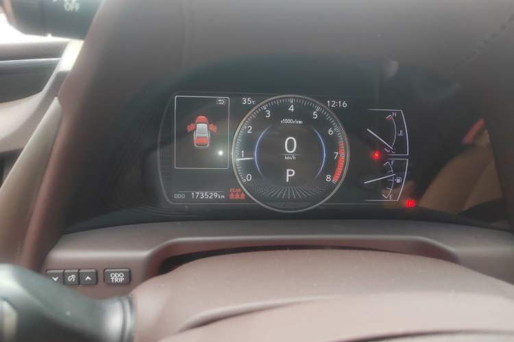Used Lexus ES 2018 200 Excellence Edition China VI Standard Odometer Close Up