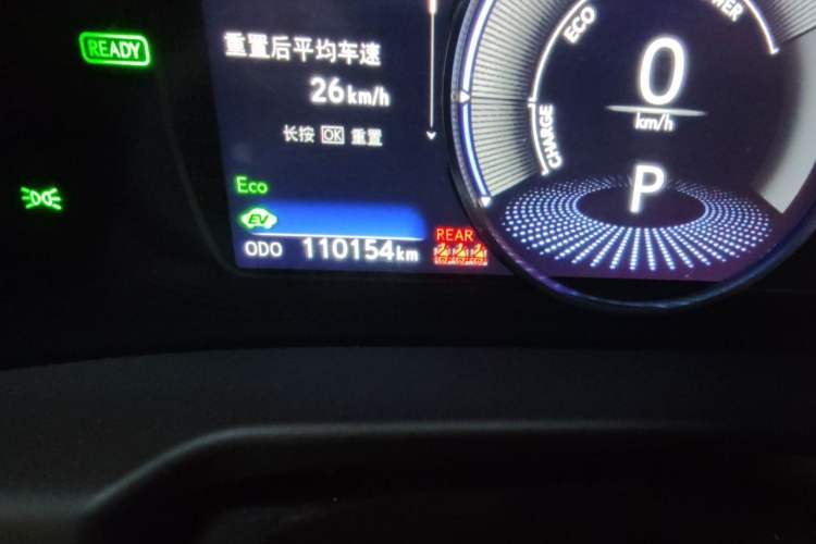 Used Lexus ES 2018 300h Premier Edition China VI Standard Odometer Close Up