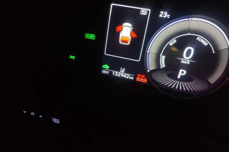 Used Lexus ES 2018 300h Premier Edition China V Standard Odometer Close Up
