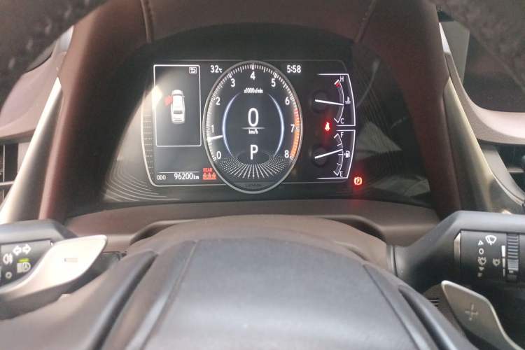 Used Lexus ES 2018 200 Excellence Edition China V Standard Odometer Close Up