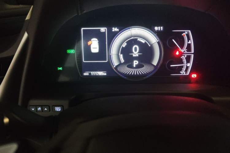 Used Lexus ES 2018 300h Premier Edition China V Standard Odometer Close Up