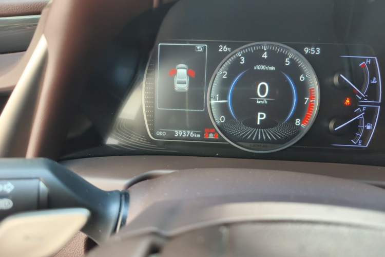 Used Lexus ES 2018 200 Excellence Edition China VI Standard Odometer Close Up