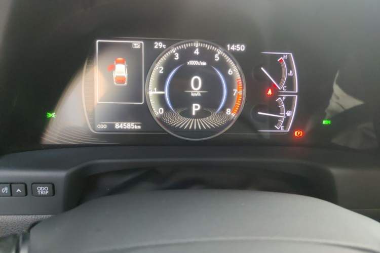 Used Lexus ES 2018 200 Luxury Edition China V Standard Odometer Close Up