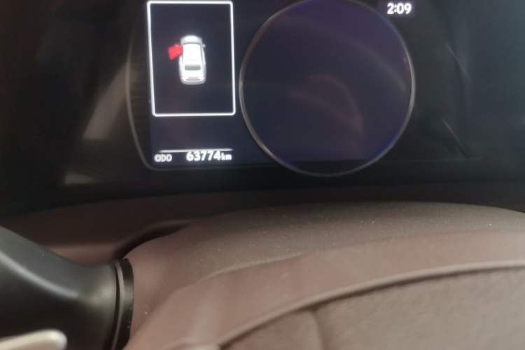 Used Lexus ES 2018 300h Premier Edition China V Standard Odometer Close Up