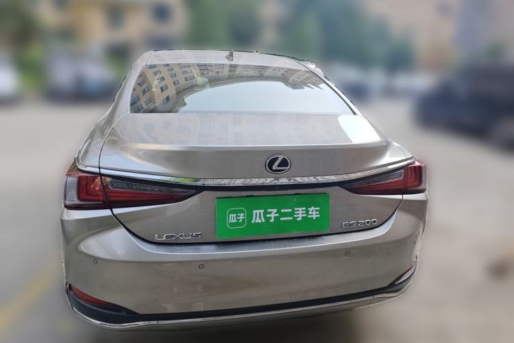 Used Lexus ES 2018 200 Excellence Edition China V Standard Rear