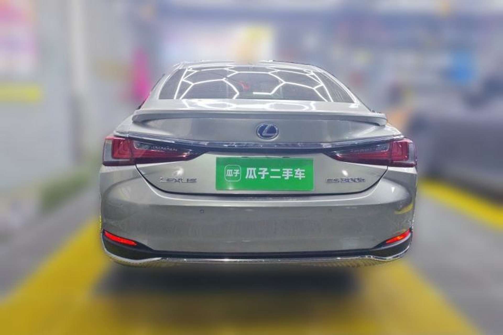 Used Lexus ES 2018 300h Premier Edition China VI Standard Rear
