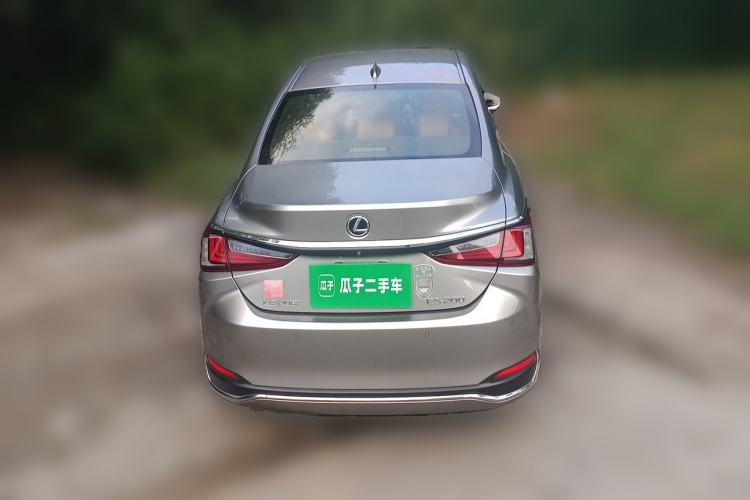 Used Lexus ES 2018 200 Excellence Edition China V Standard Rear
