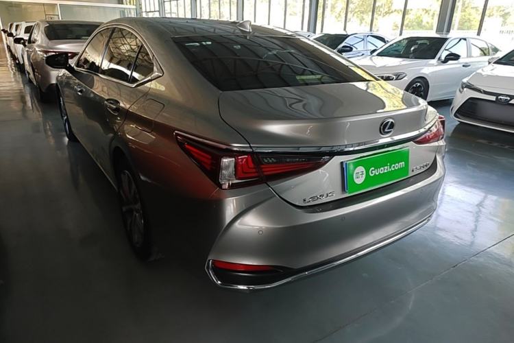 Used Lexus ES 2018 200 Luxury Edition China V Standard Rear Left 45 Deg