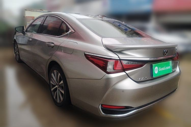 Used Lexus ES 2018 200 Excellence Edition China V Standard Rear Left 45 Deg