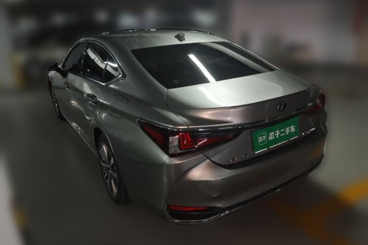 Used Lexus ES 2018 200 Excellence Edition China VI Standard Rear Left 45 Deg