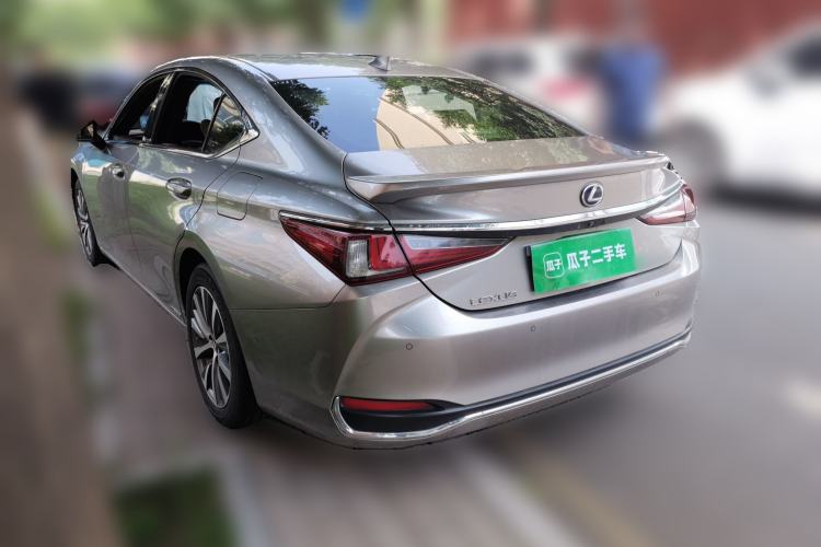 Used Lexus ES 2018 300h Premier Edition China VI Standard Rear Left 45 Deg