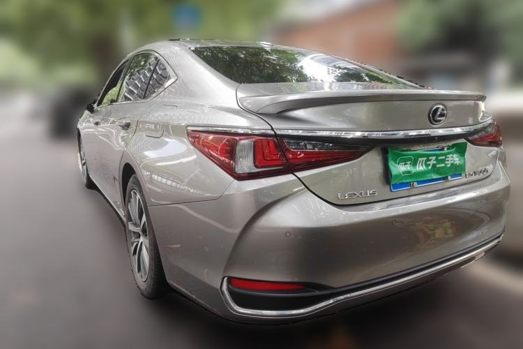 Used Lexus ES 2018 300h Premier Edition China V Standard Rear Left 45 Deg