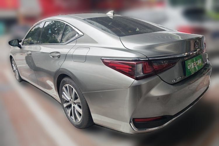 Used Lexus ES 2018 200 Excellence Edition China VI Standard Rear Left 45 Deg