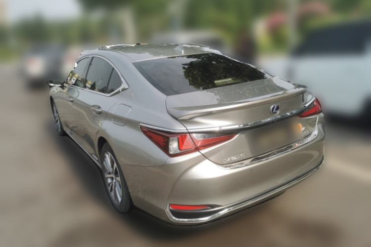 Used Lexus ES 2018 300h Premier Edition China VI Standard Rear Left 45 Deg