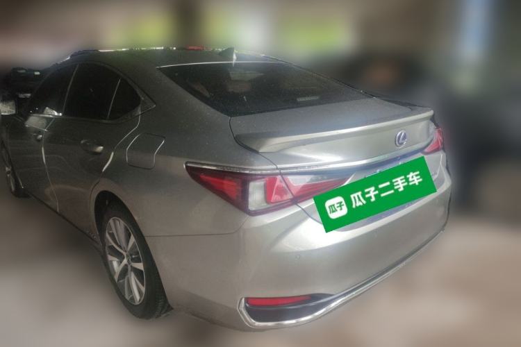 Used Lexus ES 2018 300h Premier Edition China V Standard Rear Left 45 Deg