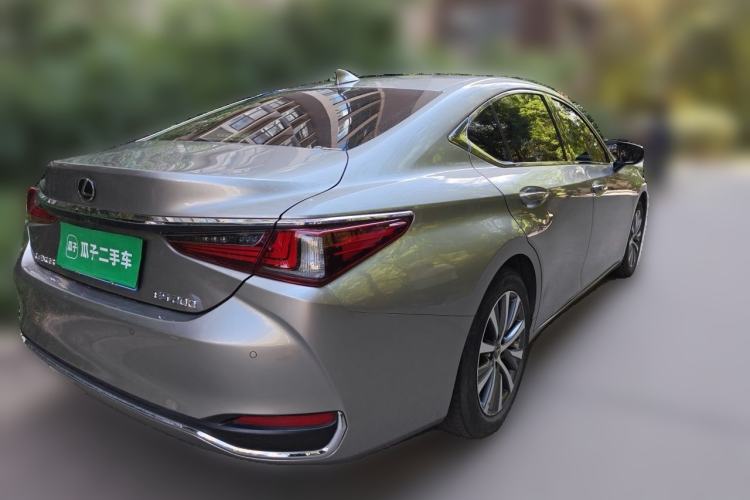 Used Lexus ES 2018 200 Luxury Edition China V Standard Rear Right 45 Deg