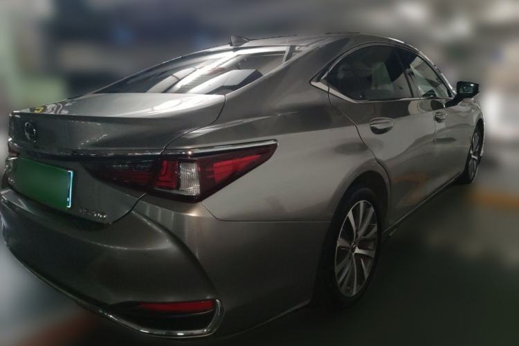 Used Lexus ES 2018 200 Luxury Edition China V Standard Rear Right 45 Deg