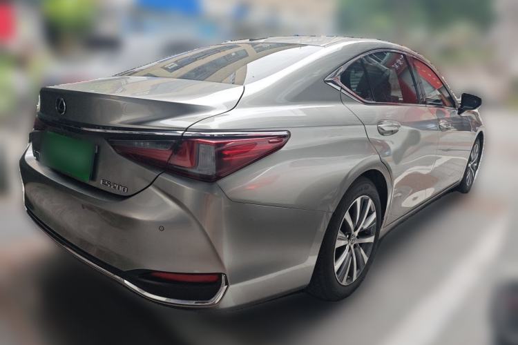 Used Lexus ES 2018 200 Excellence Edition China VI Standard Rear Right 45 Deg