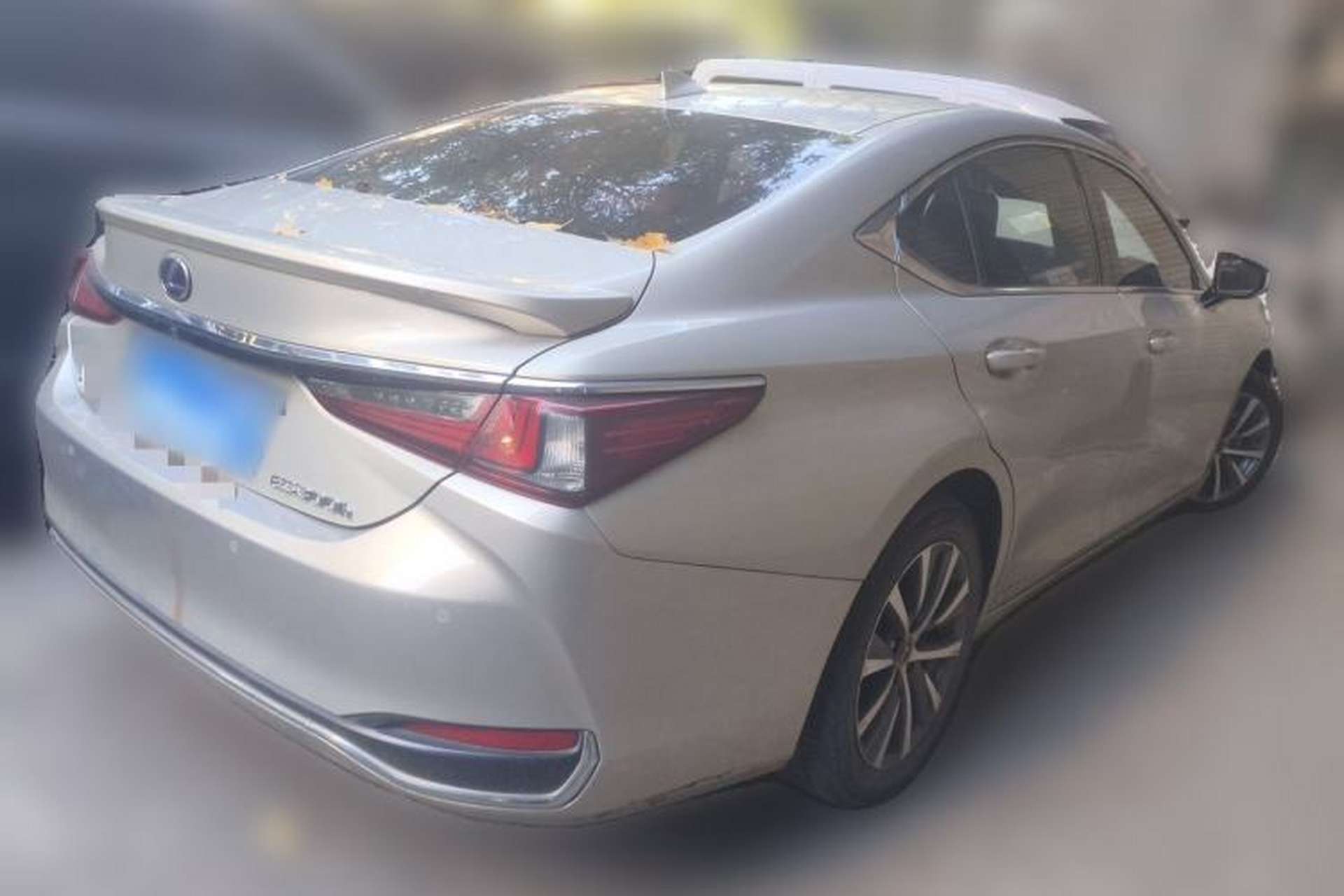 Used Lexus ES 2018 300h Premier Edition China VI Standard Rear Right 45 Deg