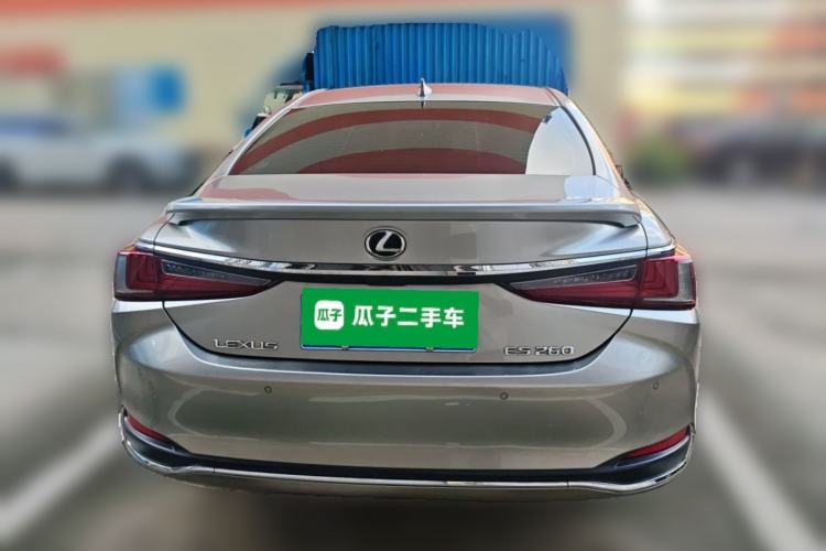 Used Lexus ES 2018 200 Excellence Edition China V Standard Rear