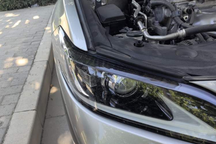 Used Lexus ES 2018 200 Excellence Edition China V Standard Right Front Headlight