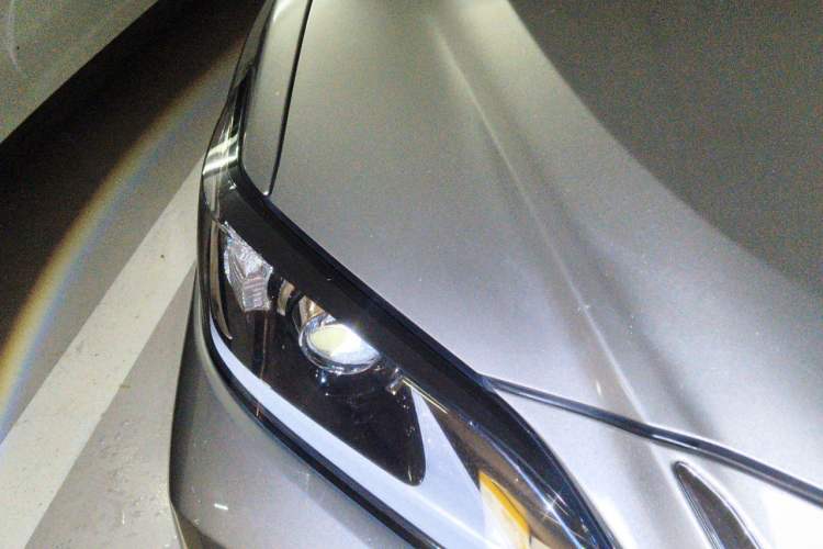 Used Lexus ES 2018 200 Excellence Edition China VI Standard Right Front Headlight