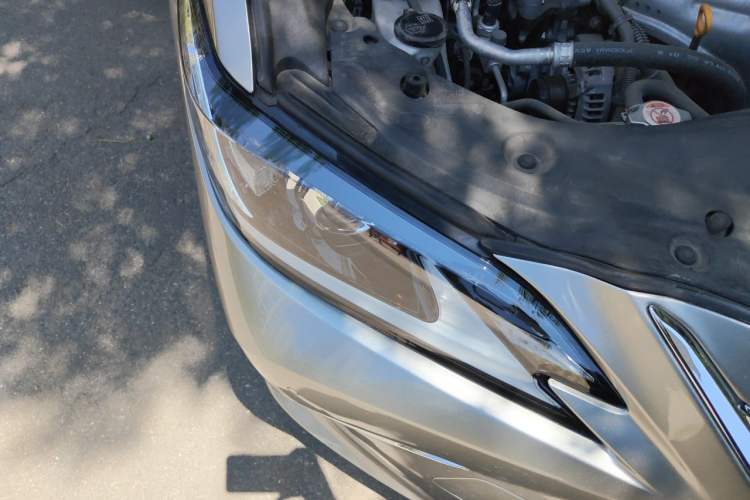 Used Lexus ES 2018 200 Luxury Edition China V Standard Right Front Headlight