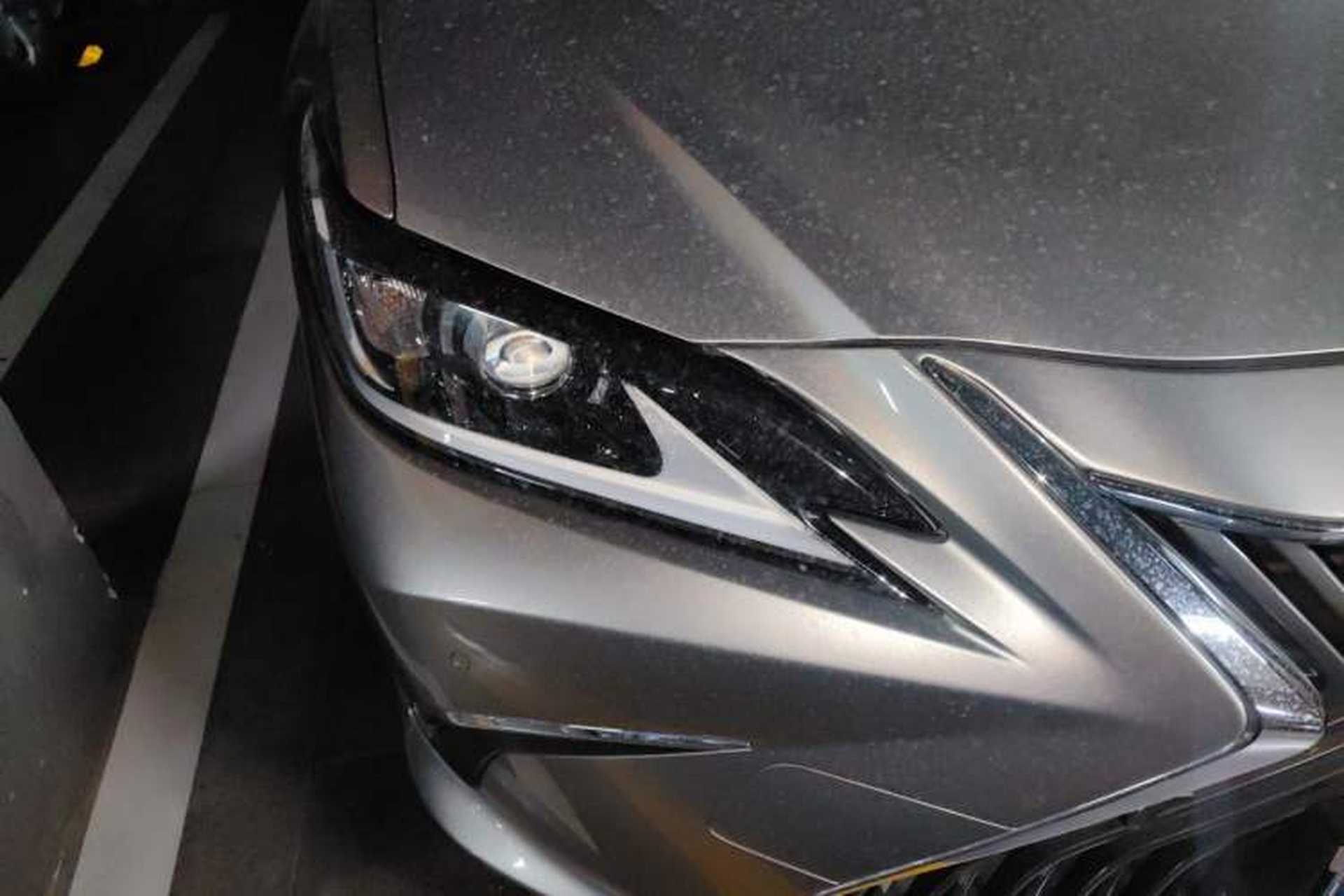 Used Lexus ES 2018 200 Excellence Edition China VI Standard Right Front Headlight
