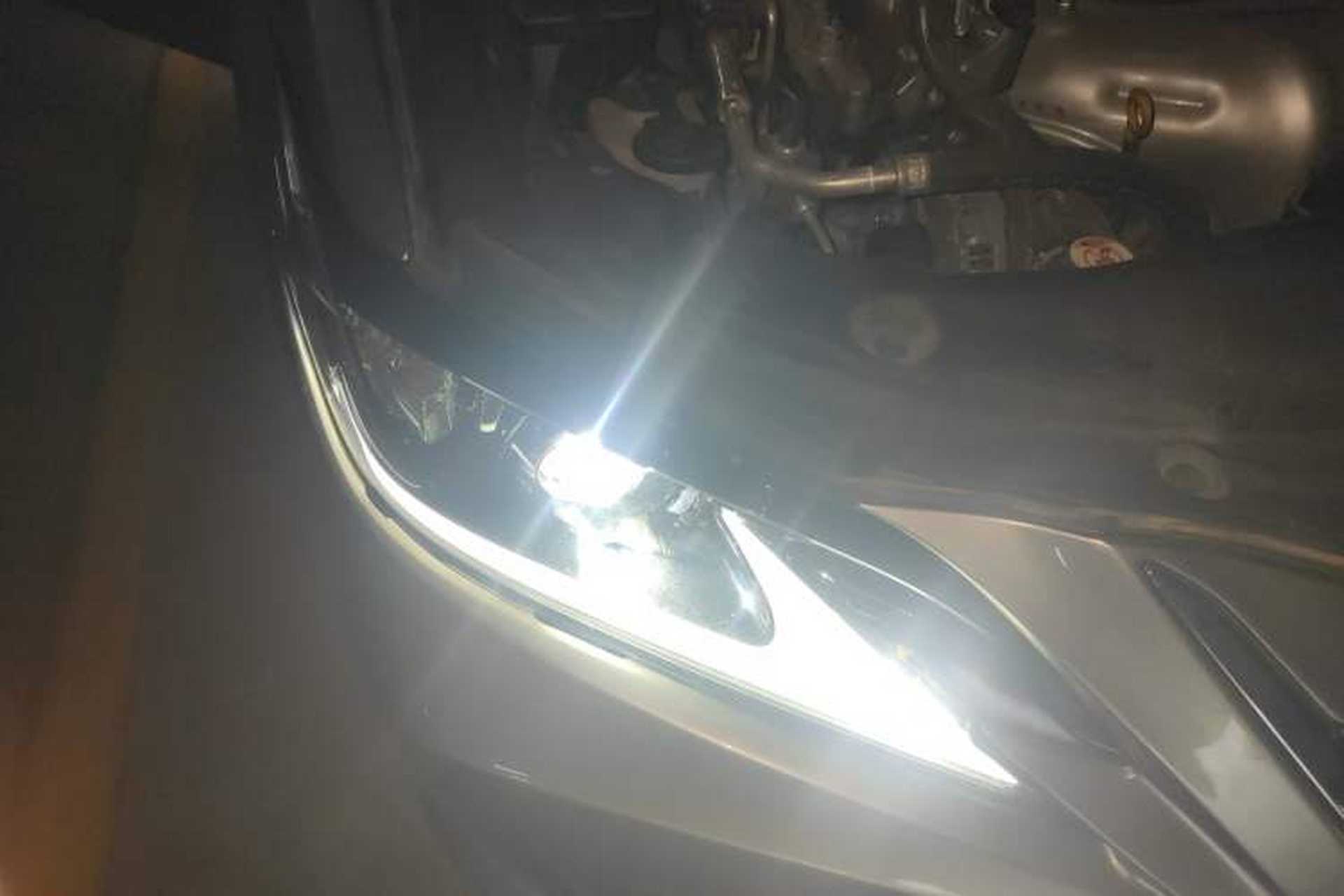 Used Lexus ES 2018 200 Excellence Edition China VI Standard Right Front Headlight