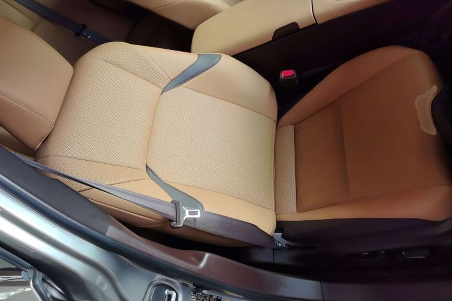 Used Lexus ES 2018 200 Luxury Edition China V Standard Right Front Seat