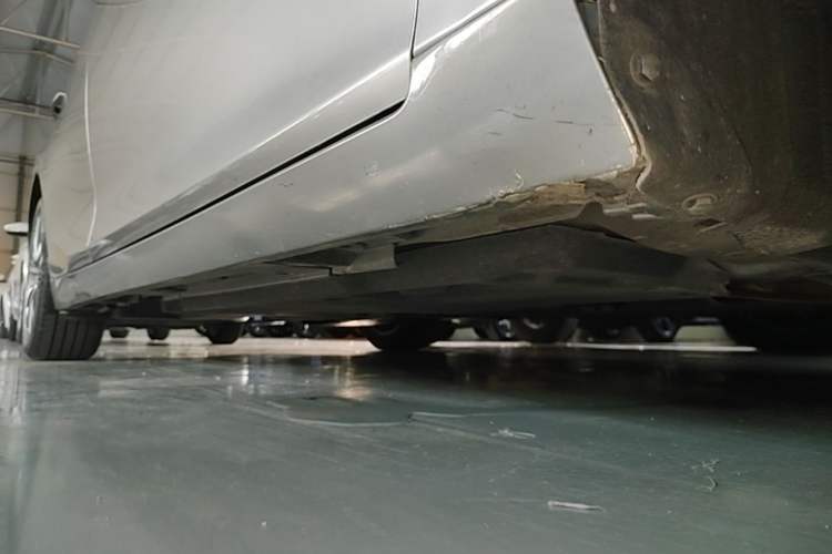 Used Lexus ES 2018 200 Luxury Edition China V Standard Right Side Sill
